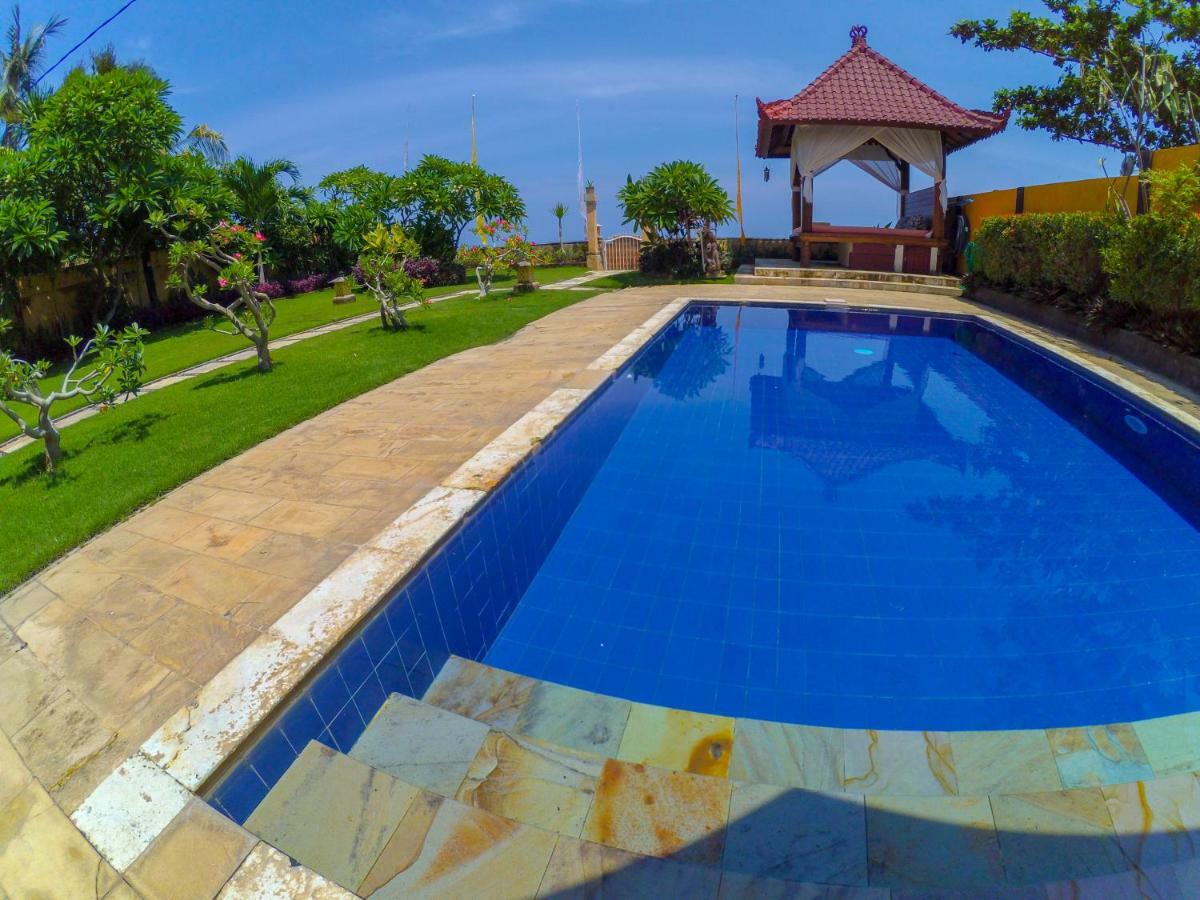 Ocean Beachfront Villa Dini Banjar  外观 照片