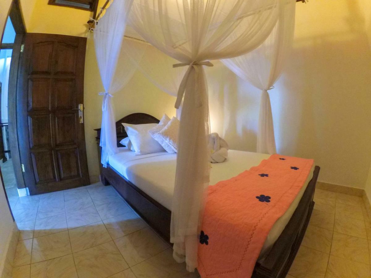 Ocean Beachfront Villa Dini Banjar  外观 照片