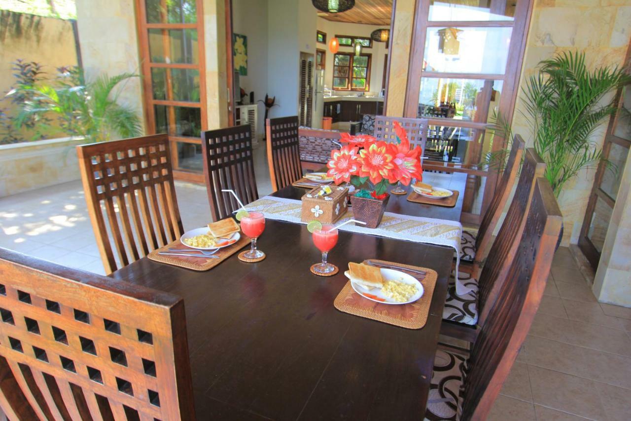 Ocean Beachfront Villa Dini Banjar  外观 照片