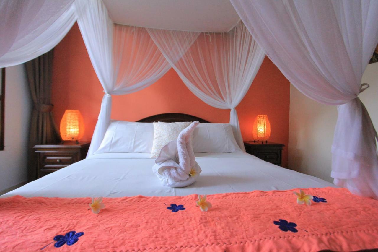 Ocean Beachfront Villa Dini Banjar  外观 照片